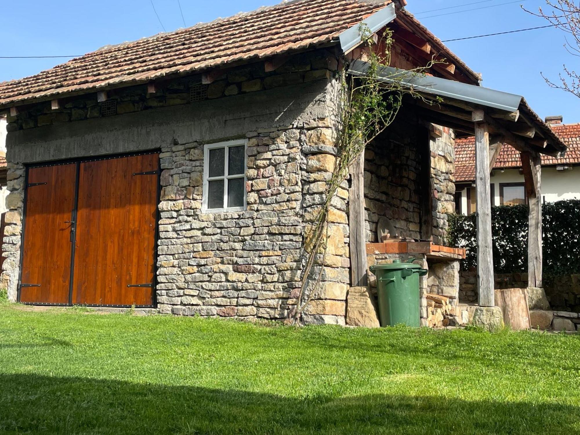 Kuca Mitica Pirot